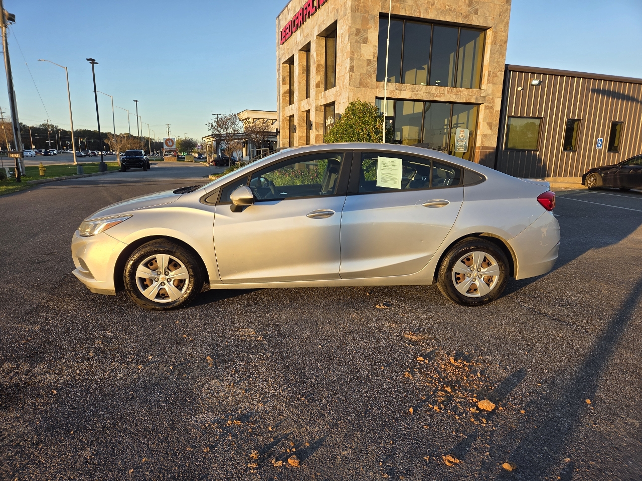 Chevrolet Cruze 4dr Sdn 1.4L LS w/1SB 2018