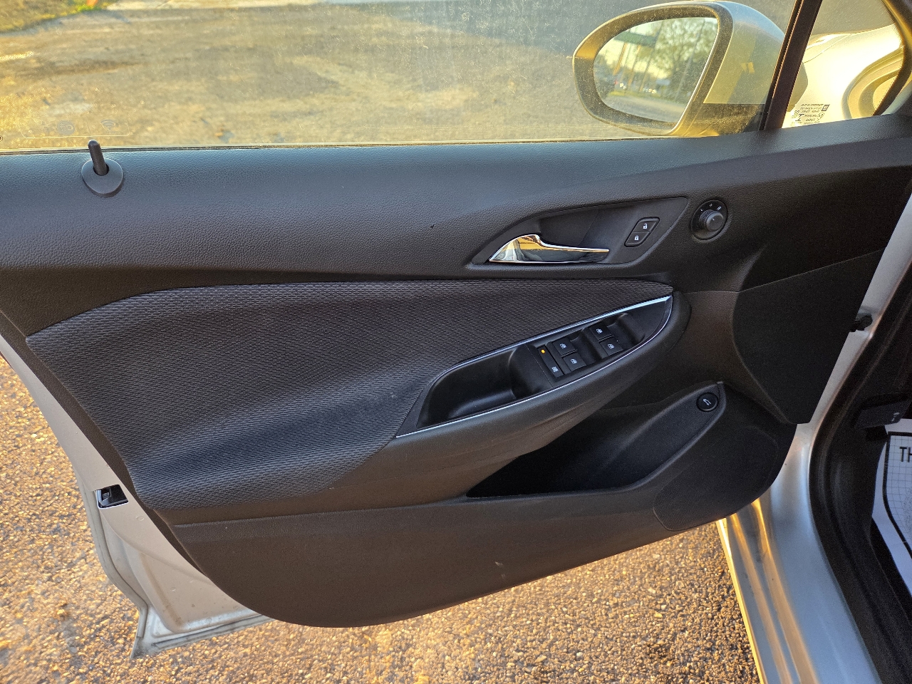 Chevrolet Cruze 4dr Sdn 1.4L LS w/1SB 2018