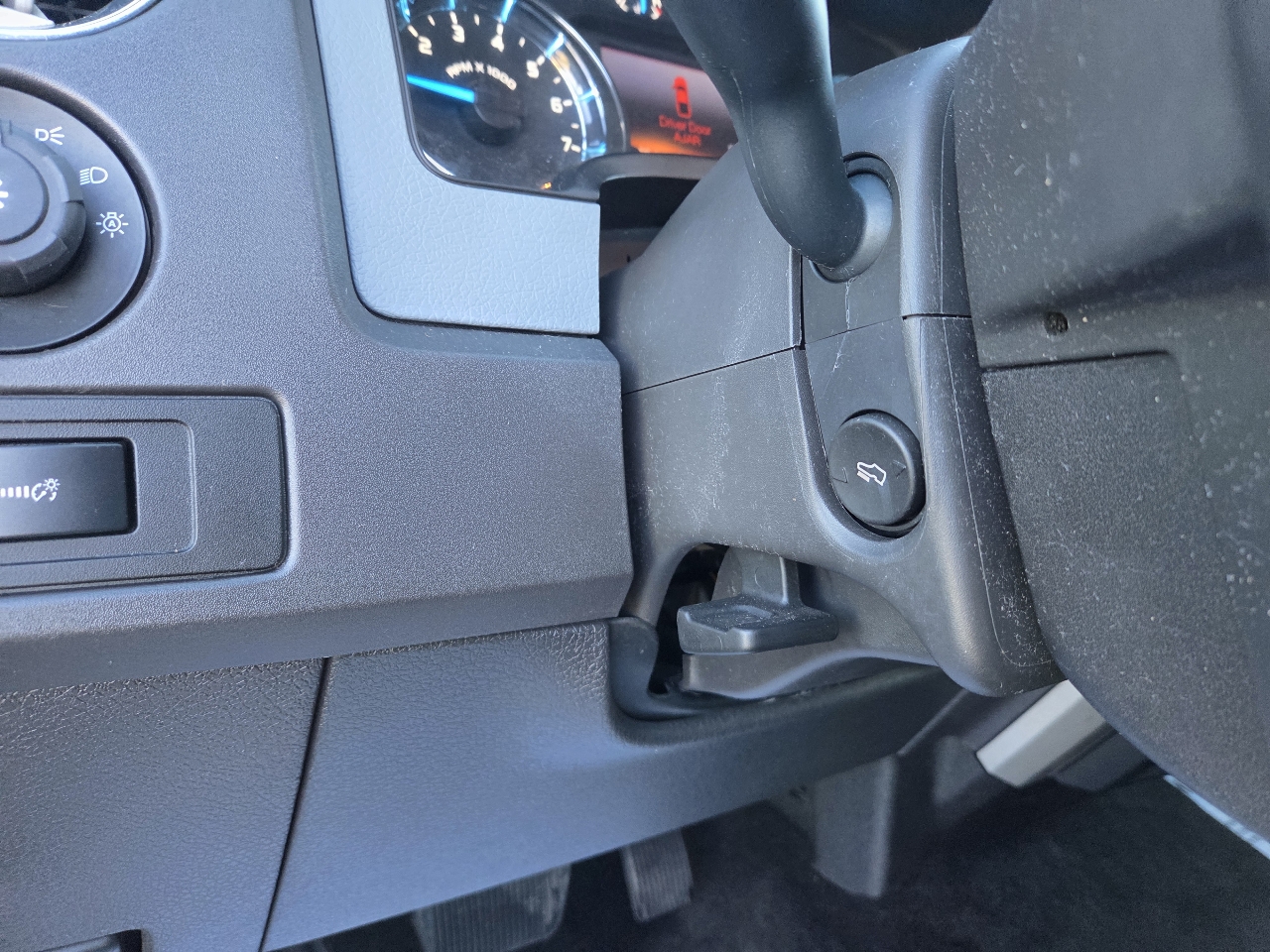 Ford F-150 2WD SuperCrew 145" XLT 2013