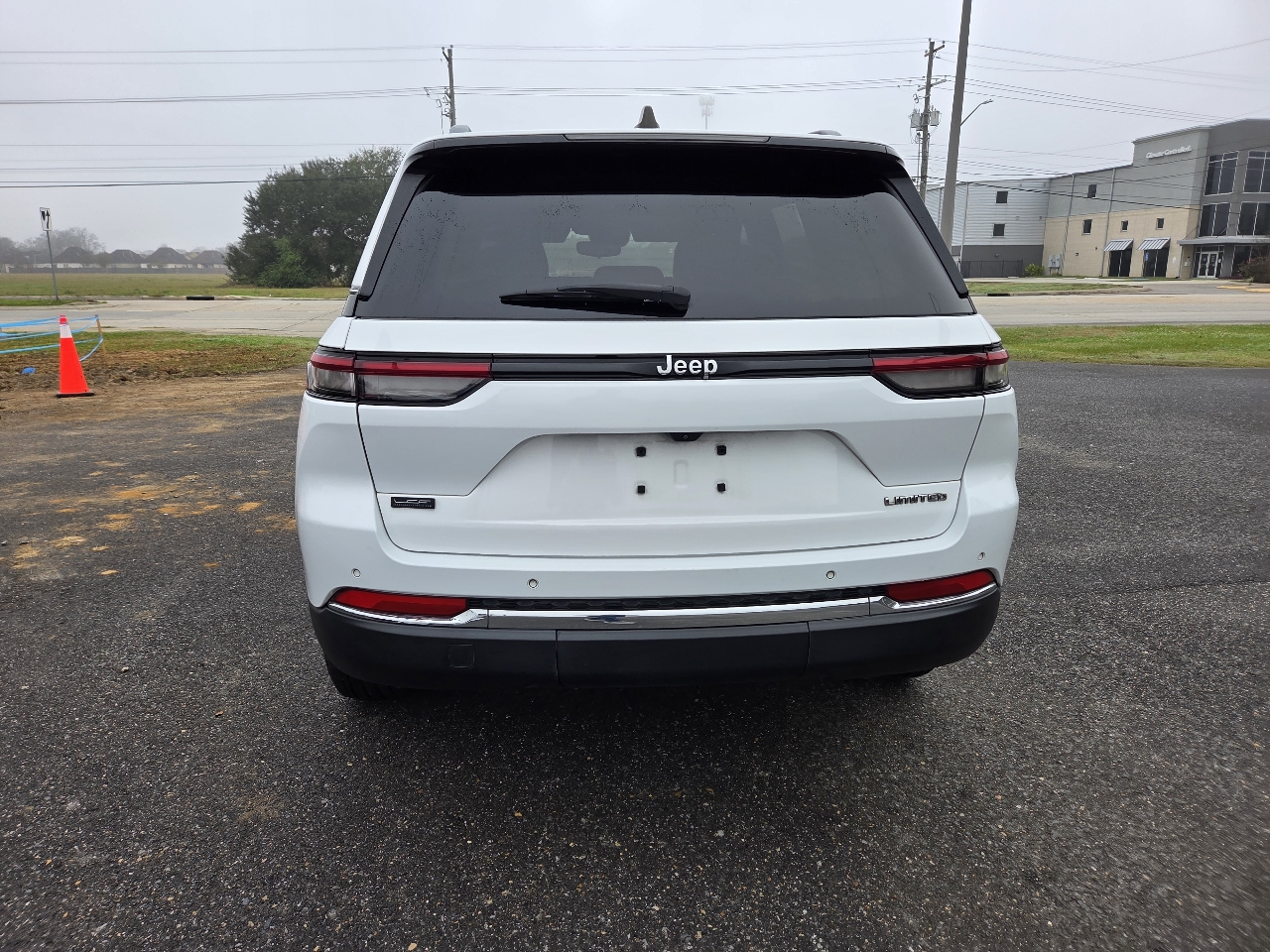 Jeep Grand Cherokee Limited 4x2 2023