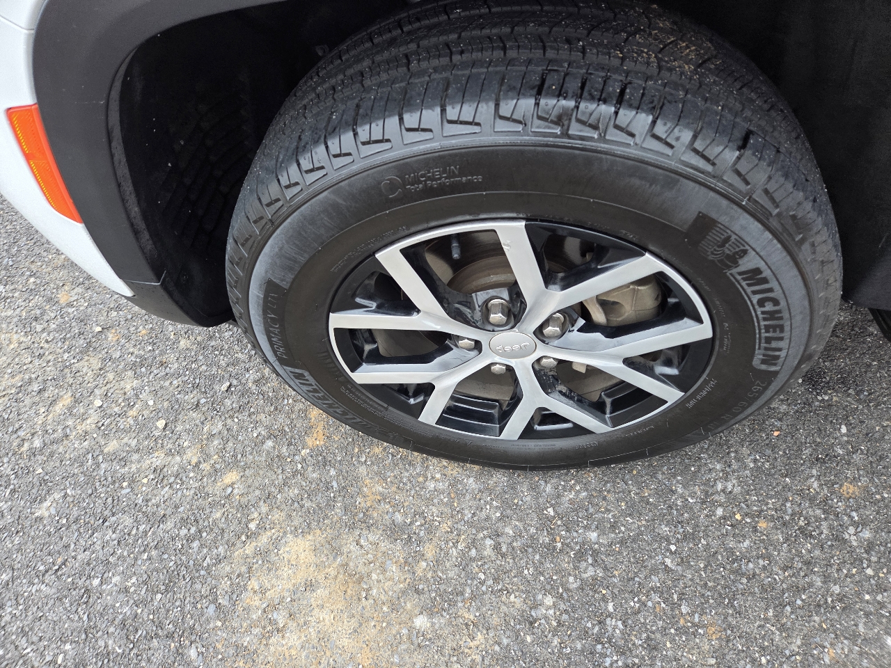 Jeep Grand Cherokee Limited 4x2 2023