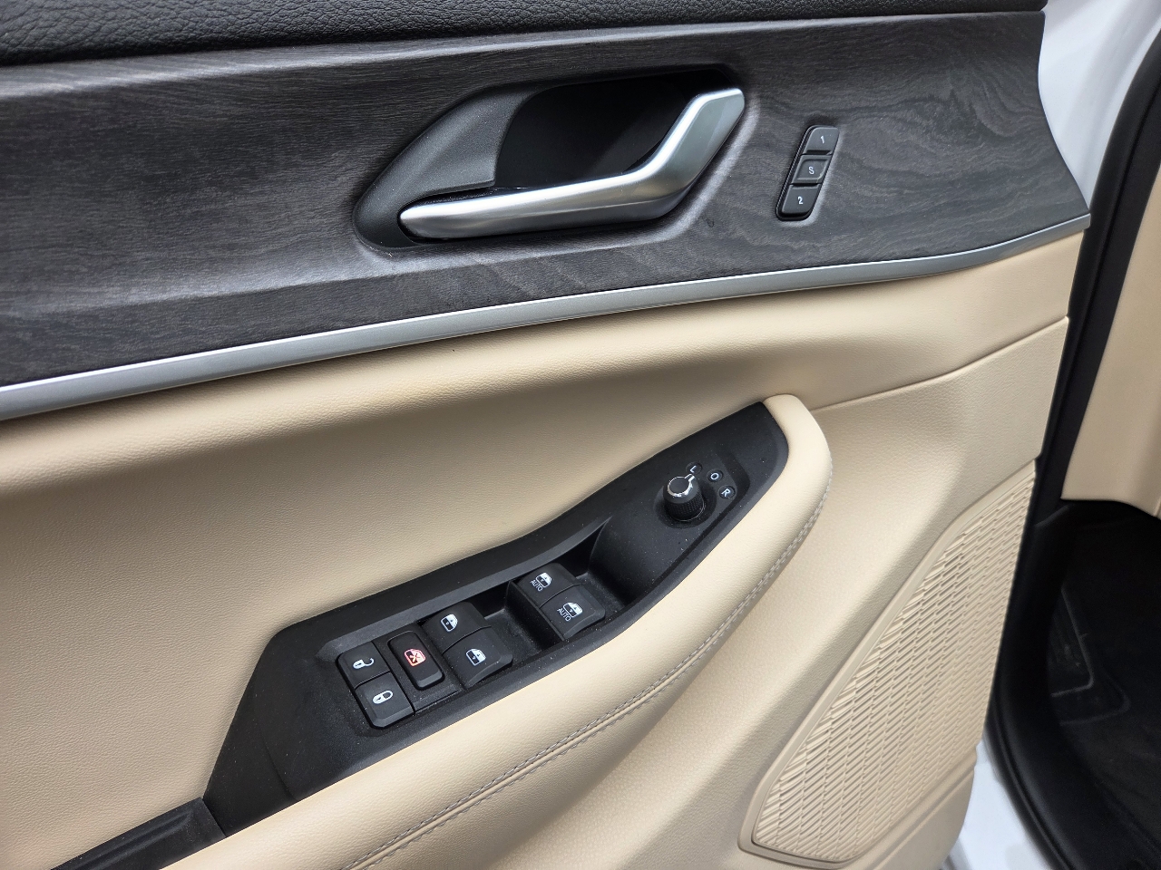 Jeep Grand Cherokee Limited 4x2 2023