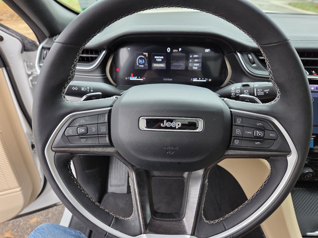 Jeep Grand Cherokee Limited 4x2 2023