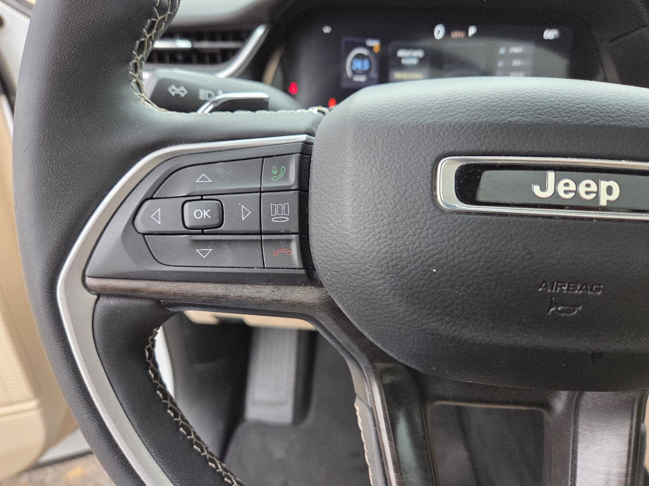 Jeep Grand Cherokee Limited 4x2 2023