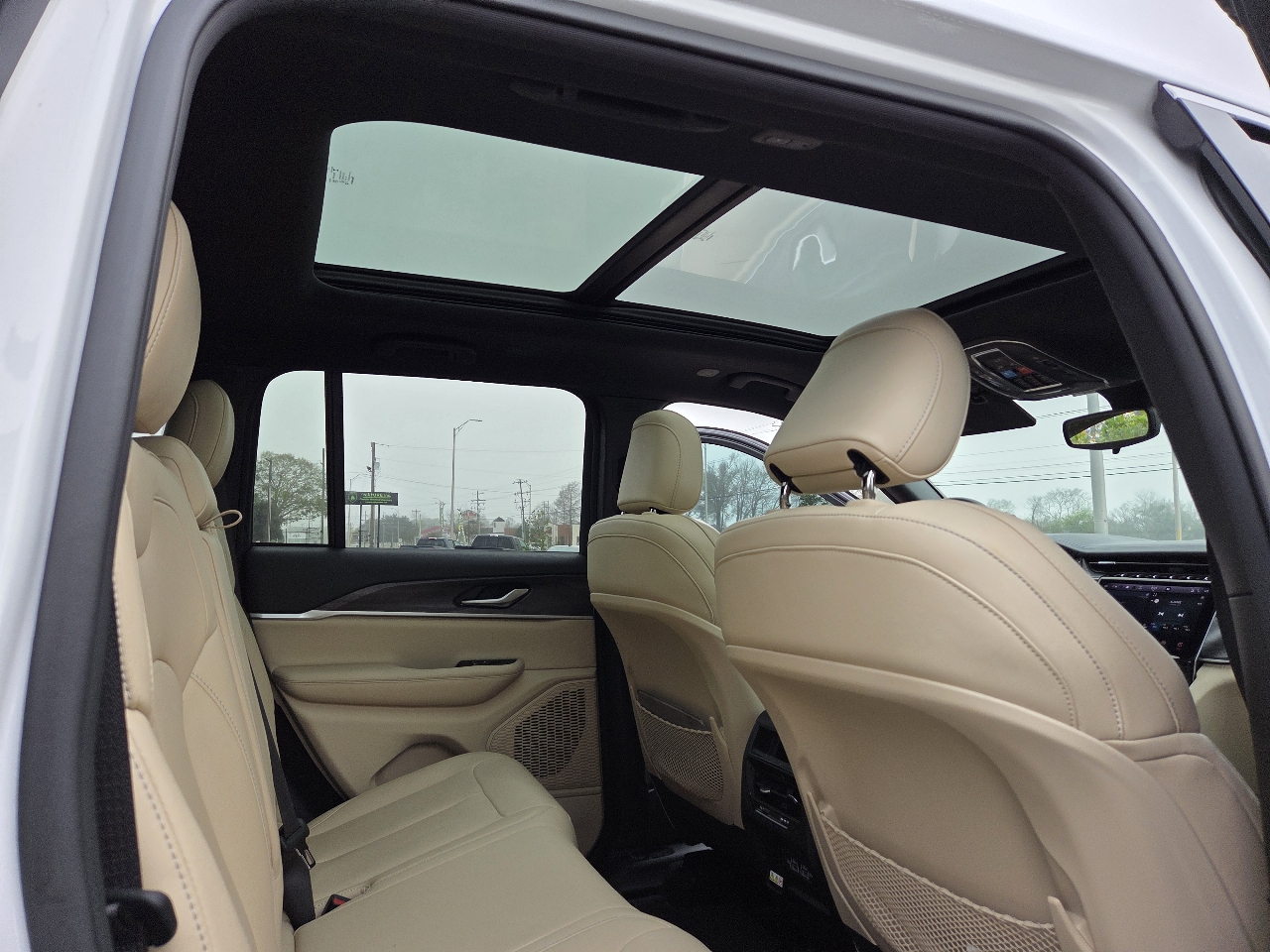 Jeep Grand Cherokee Limited 4x2 2023