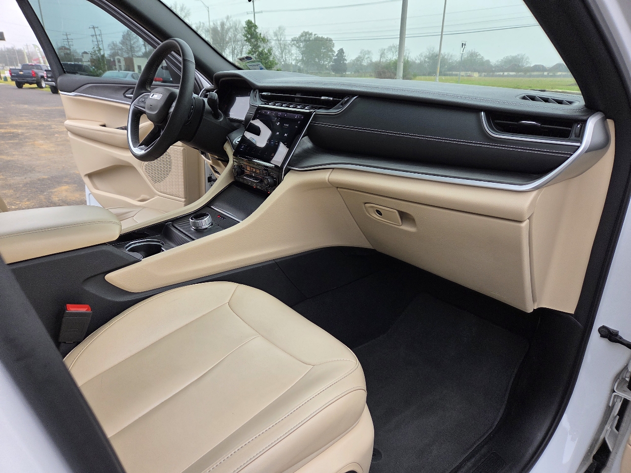 Jeep Grand Cherokee Limited 4x2 2023