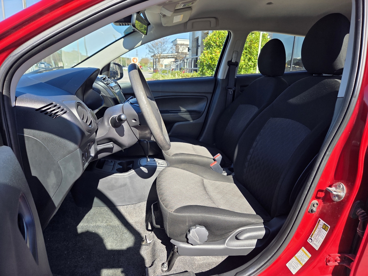 Mitsubishi Mirage Carbonite Edition CVT 2021