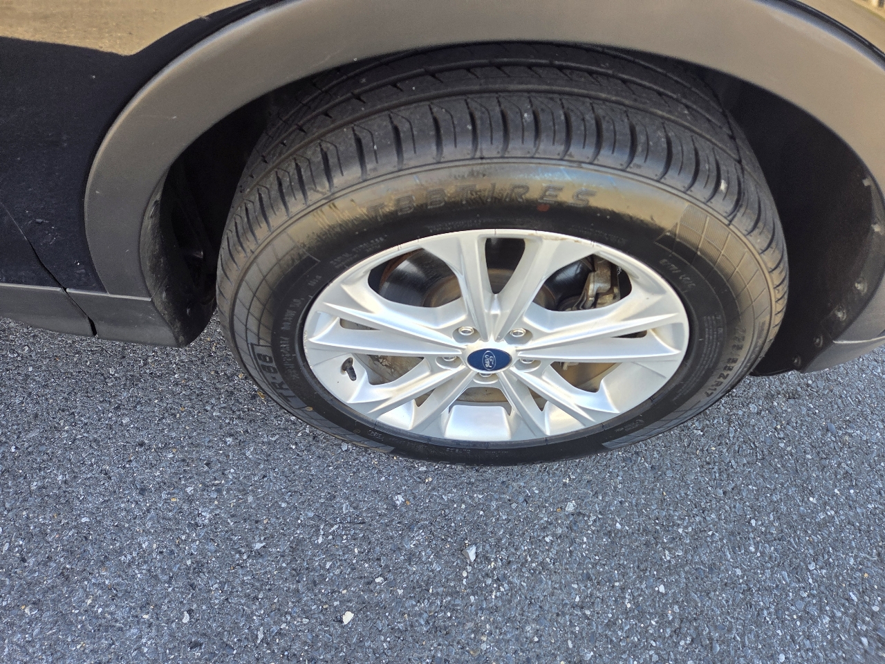 Ford Escape SE FWD 2019