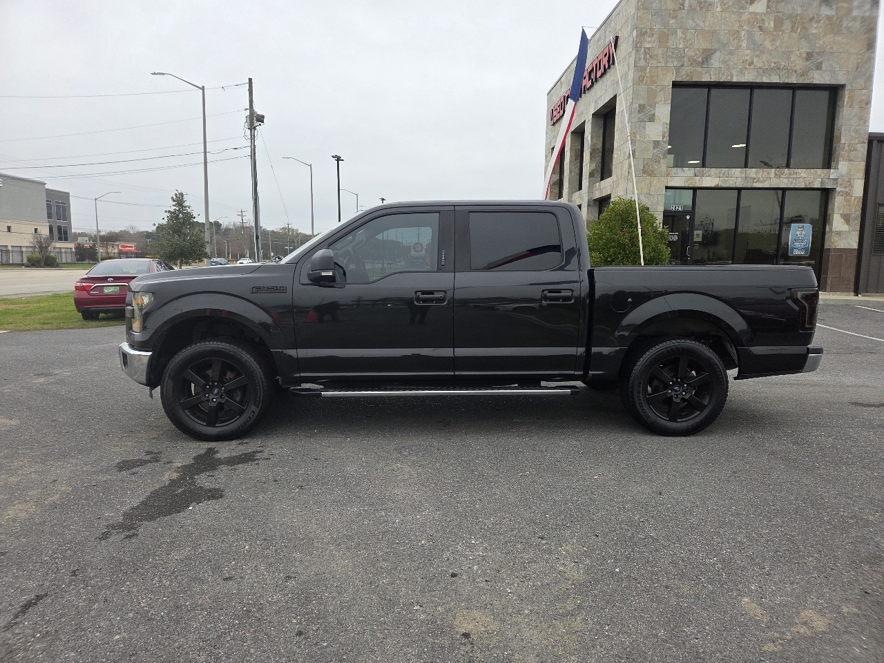 Ford F-150 2WD SuperCrew 157" XLT 2015