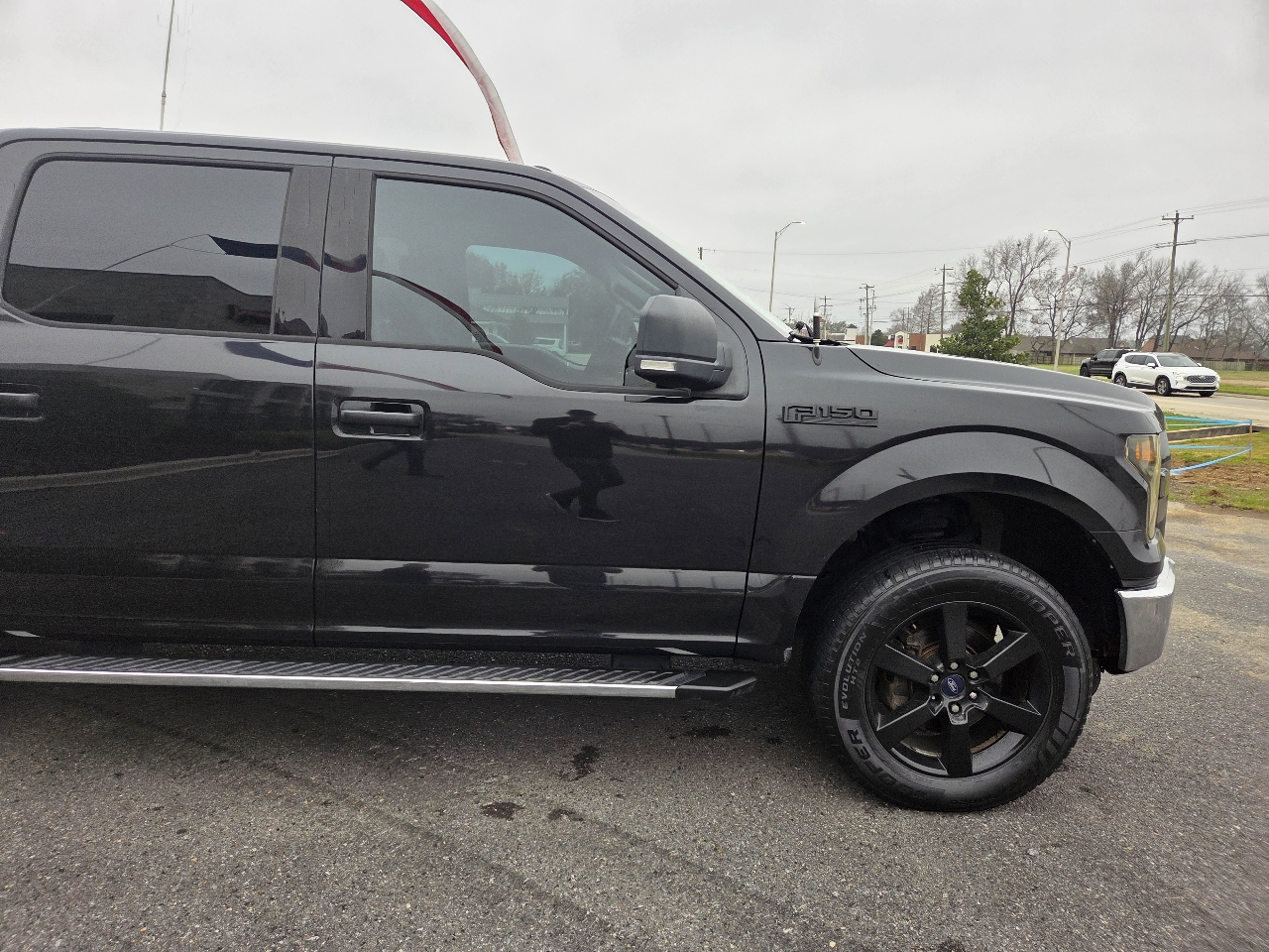 Ford F-150 2WD SuperCrew 157" XLT 2015