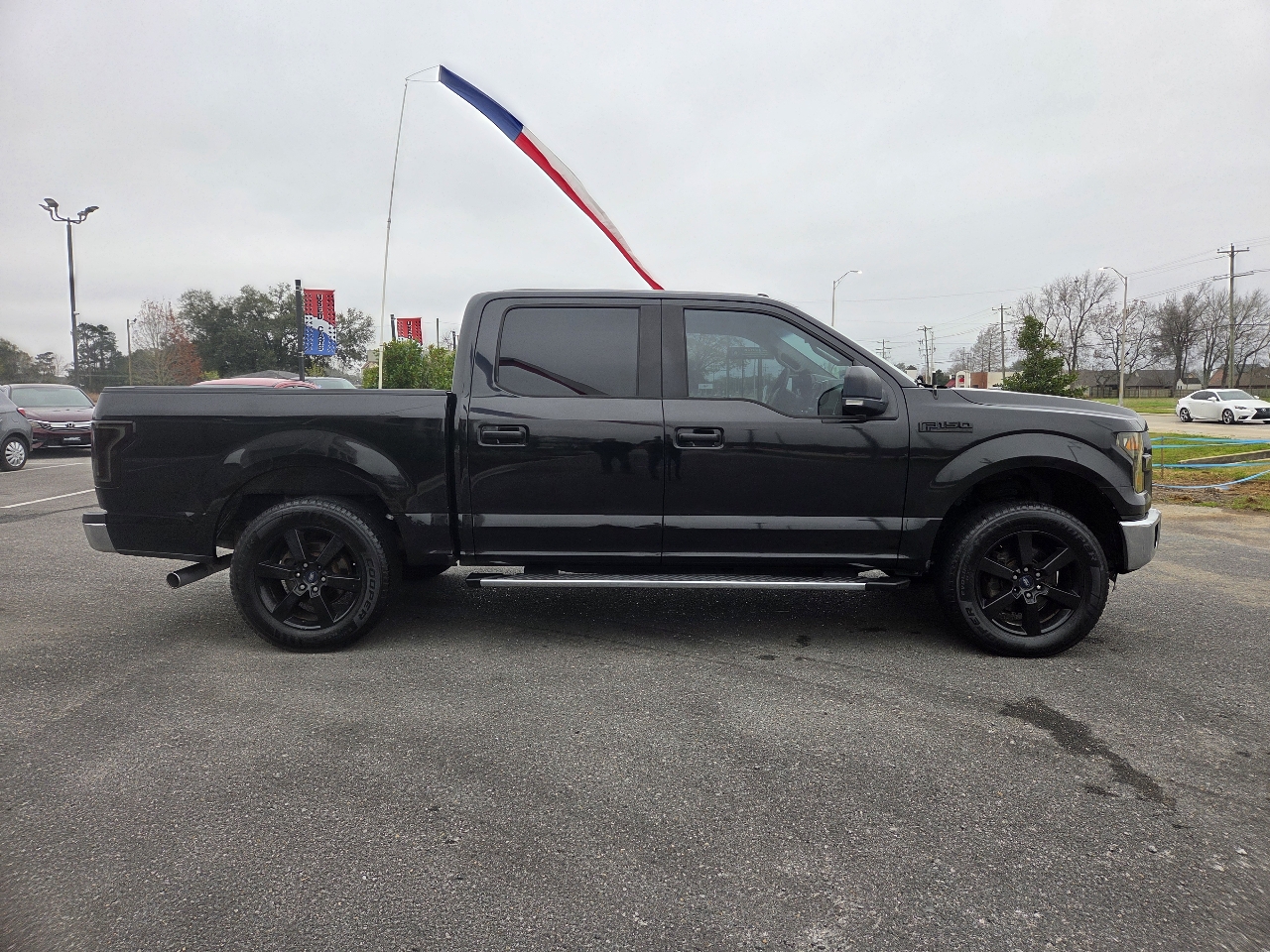 Ford F-150 2WD SuperCrew 157" XLT 2015