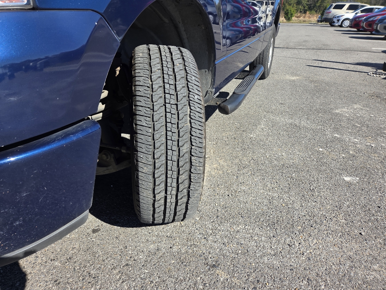 Ford F-150 2WD Reg Cab 126" XLT 2007