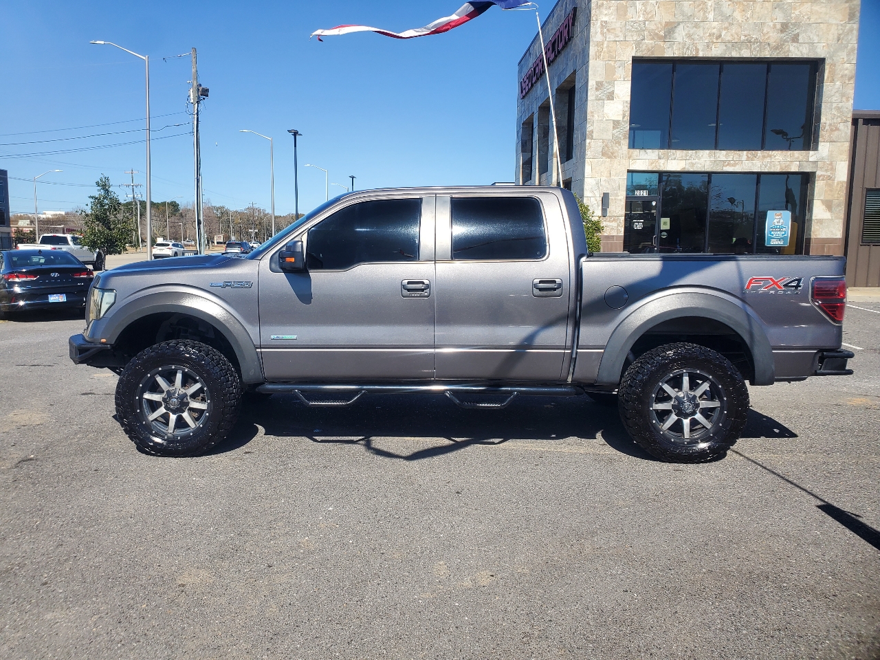 Ford F-150 4WD SuperCrew 145" Platinum 2012