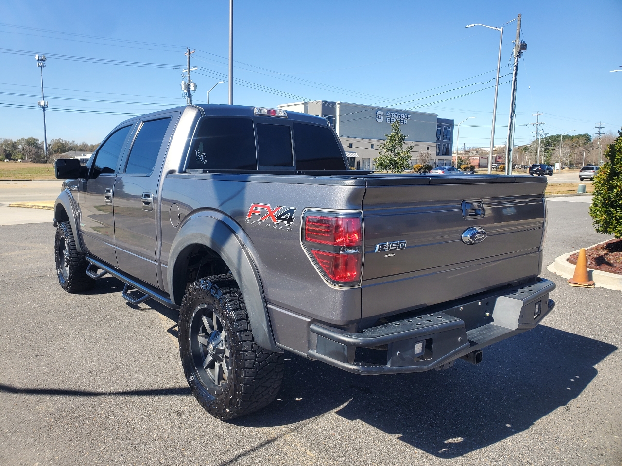 Ford F-150 4WD SuperCrew 145" Platinum 2012