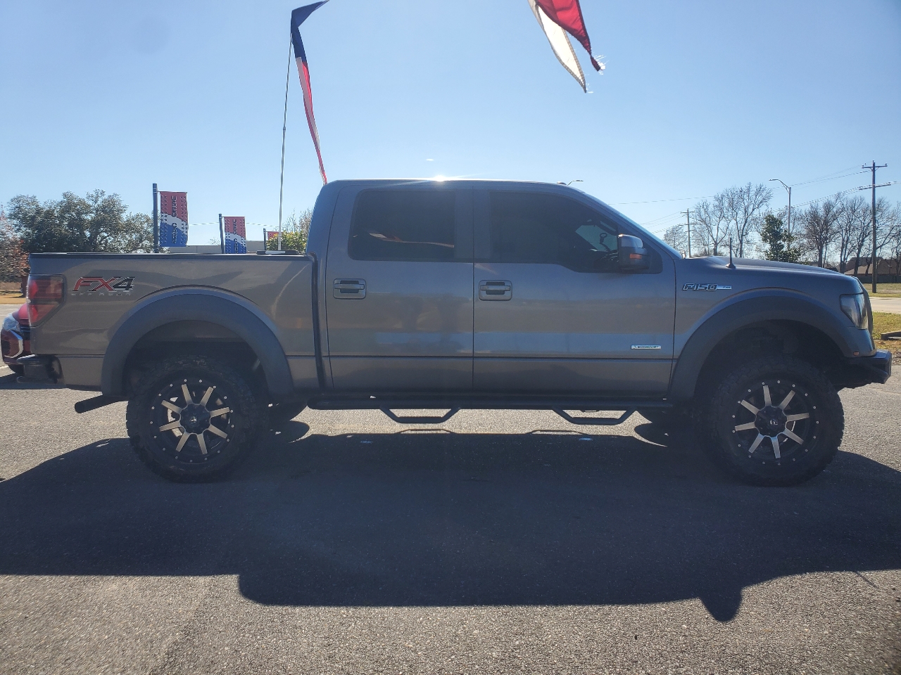 Ford F-150 4WD SuperCrew 145" Platinum 2012