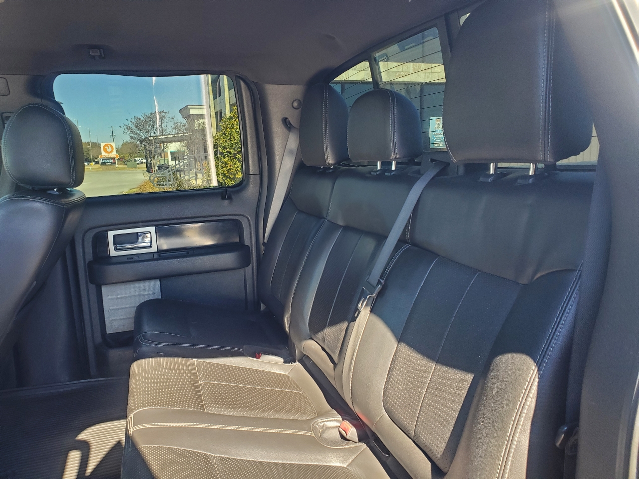 Ford F-150 4WD SuperCrew 145" Platinum 2012