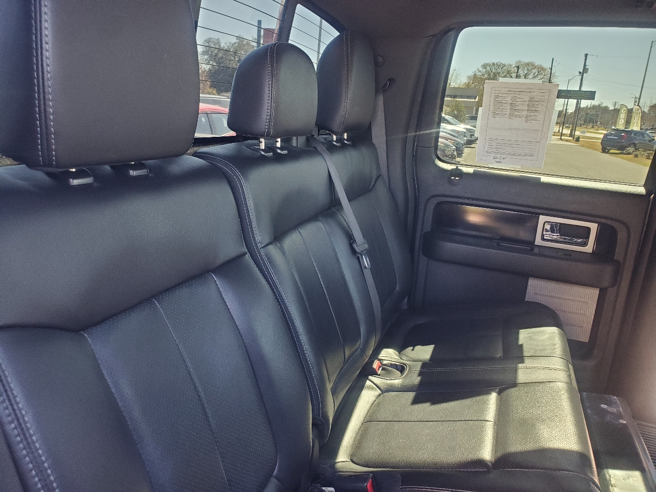 Ford F-150 4WD SuperCrew 145" Platinum 2012