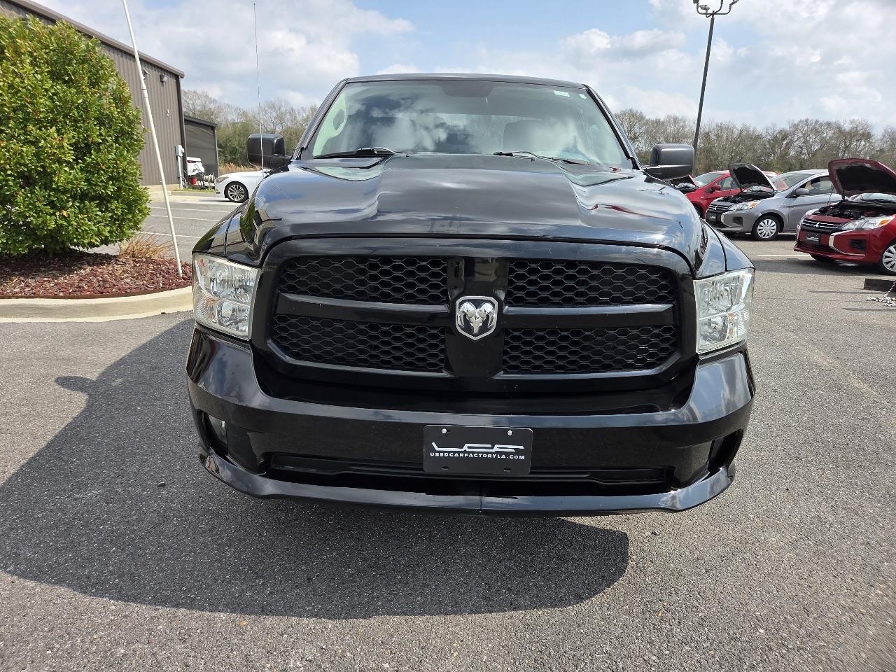 RAM 1500 2WD Quad Cab 140.5" Express 2013