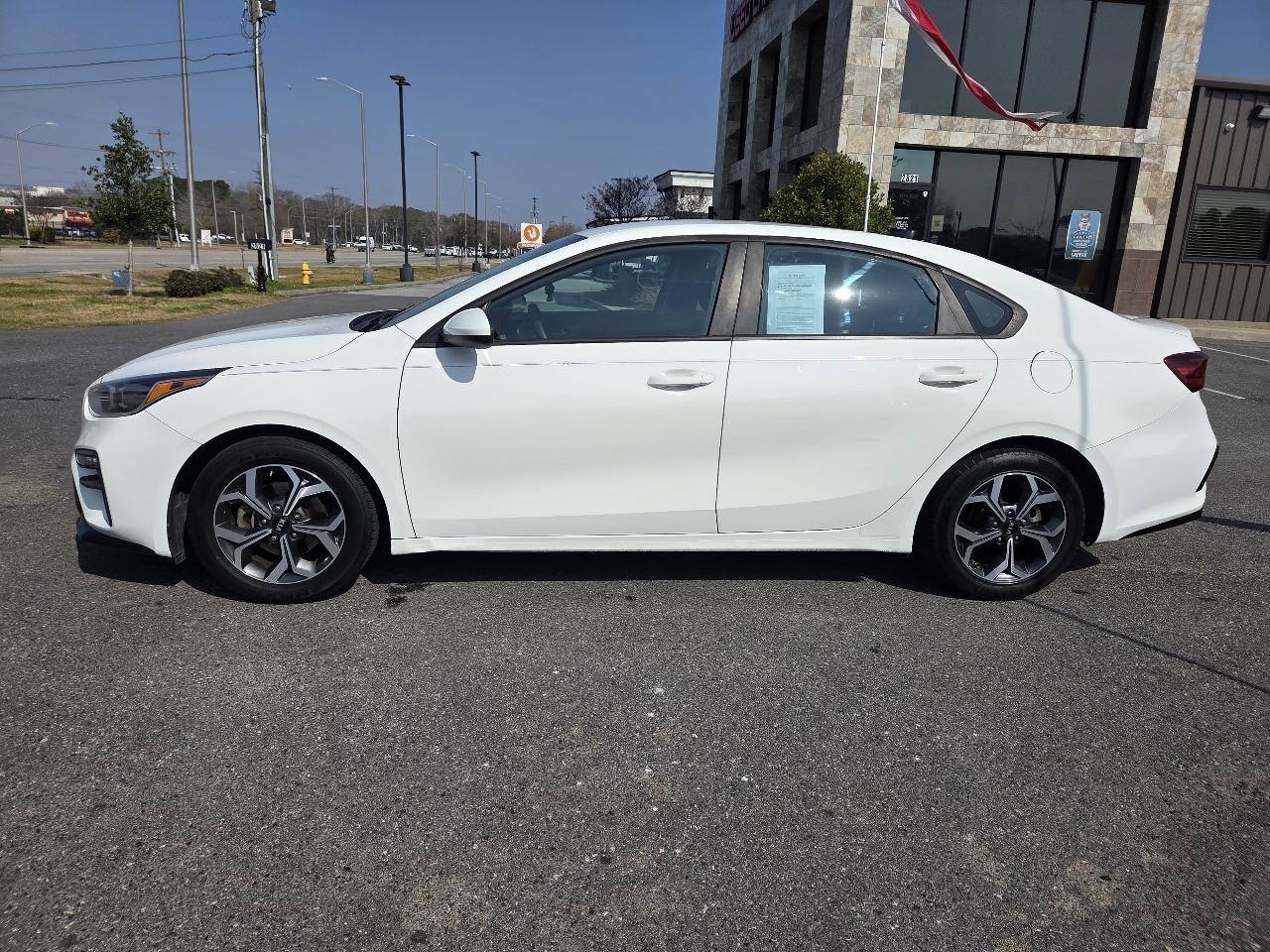 Kia Forte LXS IVT 2020