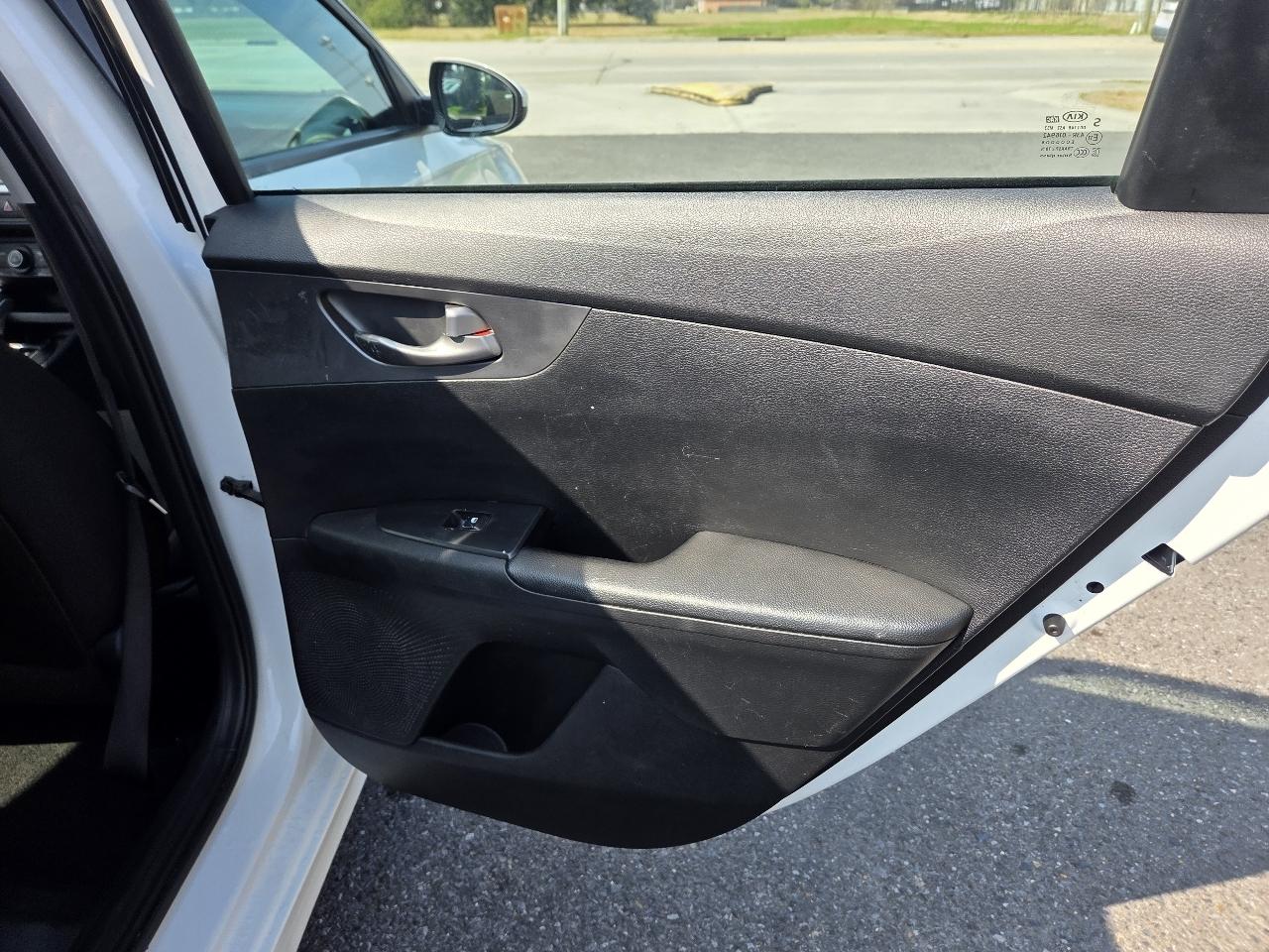 Kia Forte LXS IVT 2020