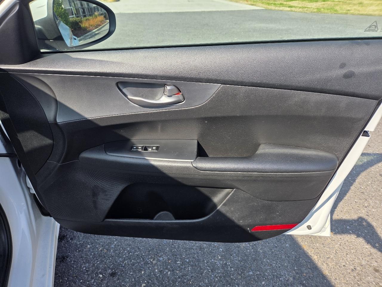 Kia Forte LXS IVT 2020