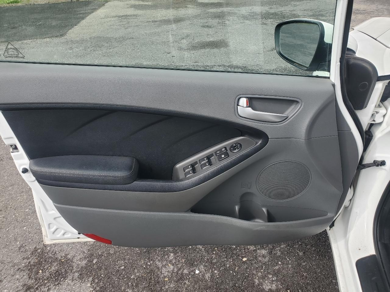 Kia Forte LX Auto 2017