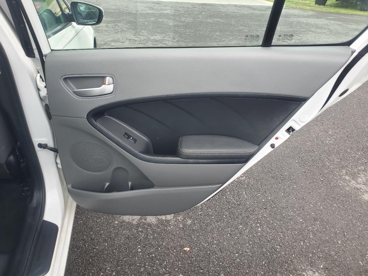 Kia Forte LX Auto 2017