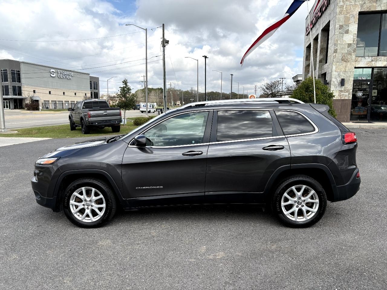 Jeep Cherokee Latitude FWD 2017