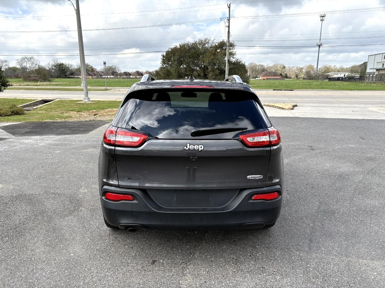 Jeep Cherokee Latitude FWD 2017