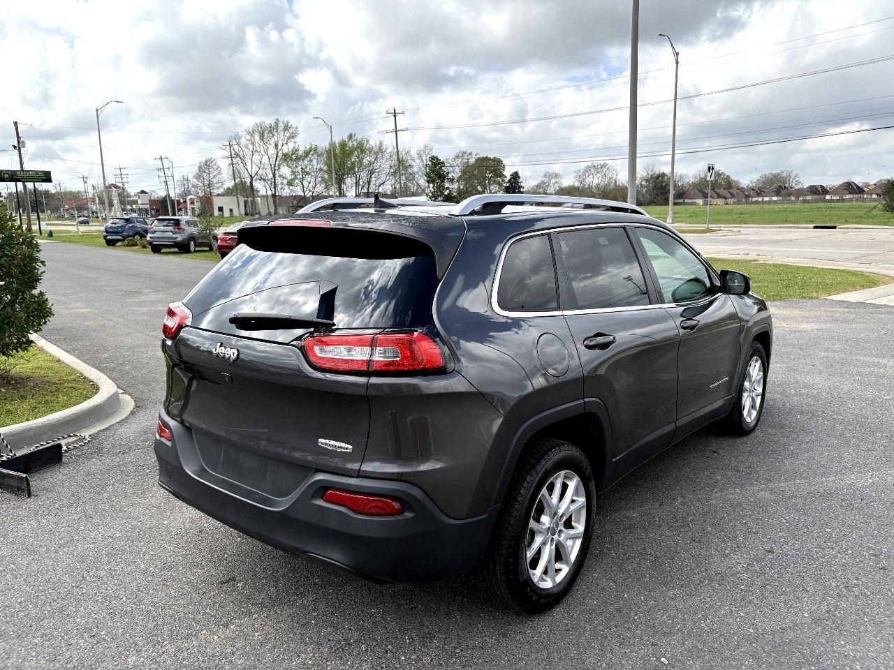 Jeep Cherokee Latitude FWD 2017