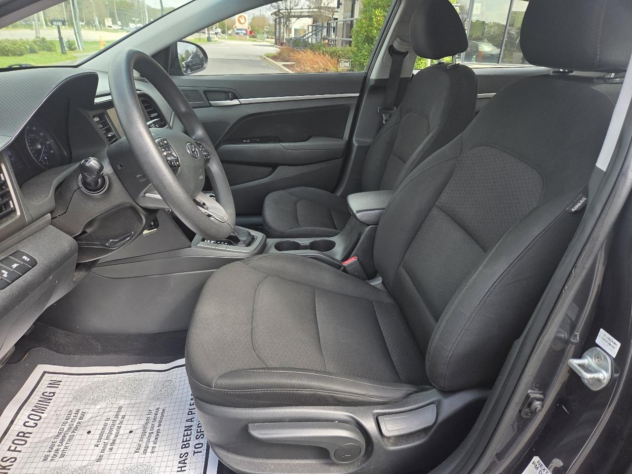 Hyundai Elantra SEL IVT 2020