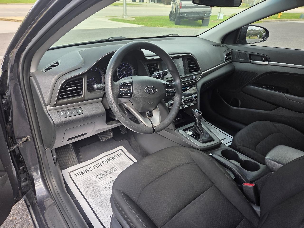 Hyundai Elantra SEL IVT 2020