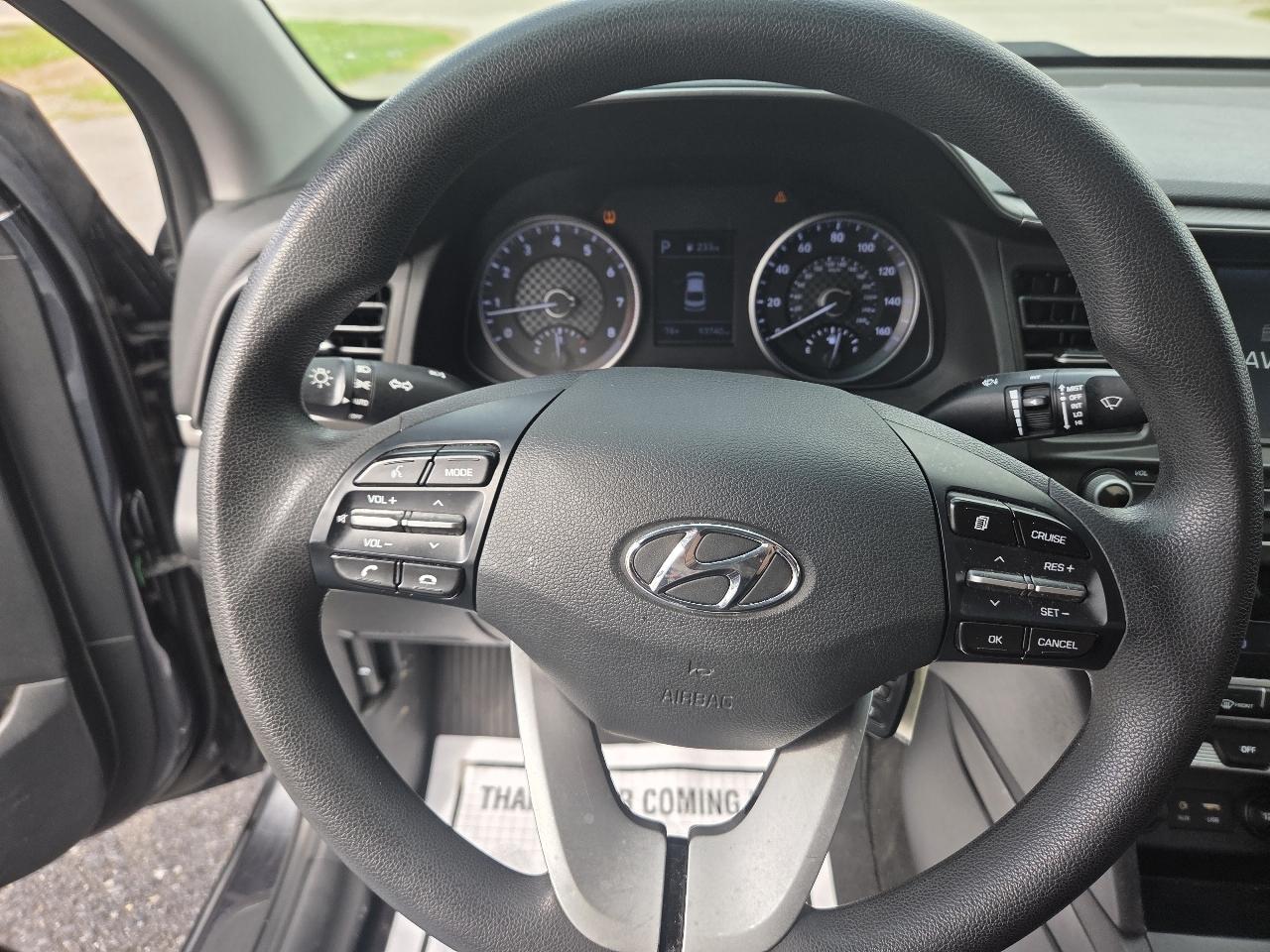 Hyundai Elantra SEL IVT 2020