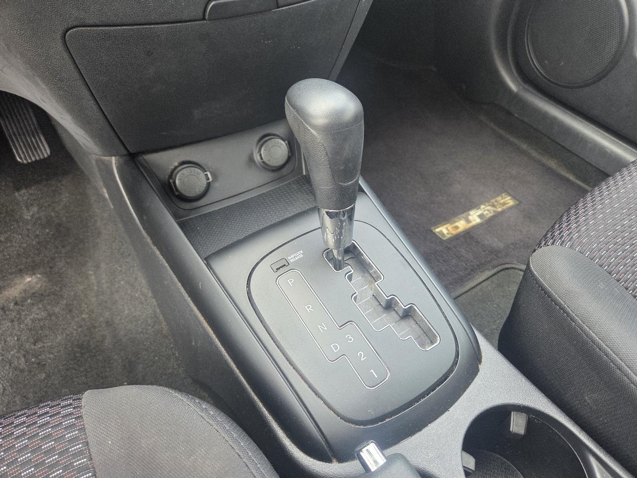 Hyundai Elantra Touring 4dr Wgn Auto GLS 2012