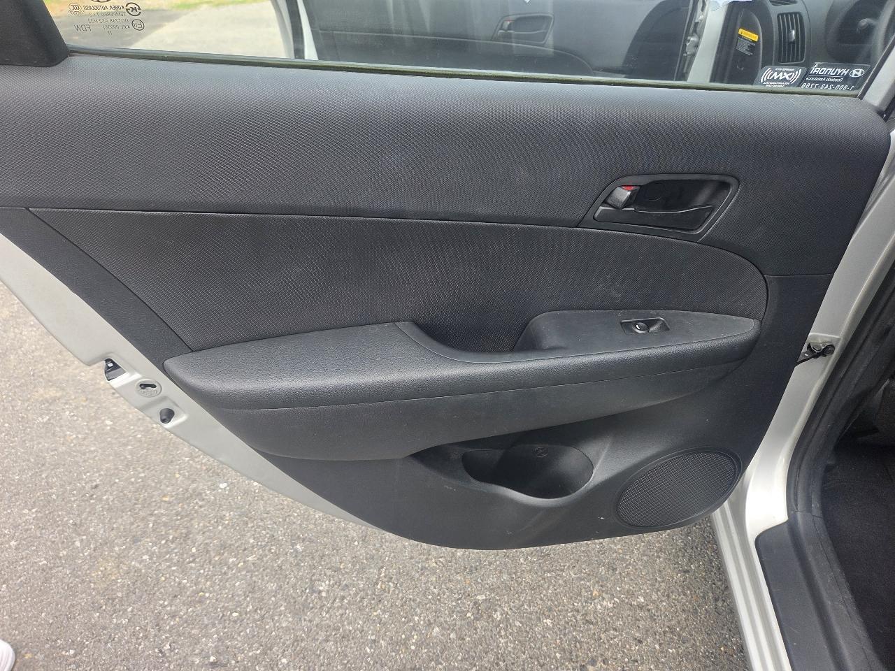 Hyundai Elantra Touring 4dr Wgn Auto GLS 2012