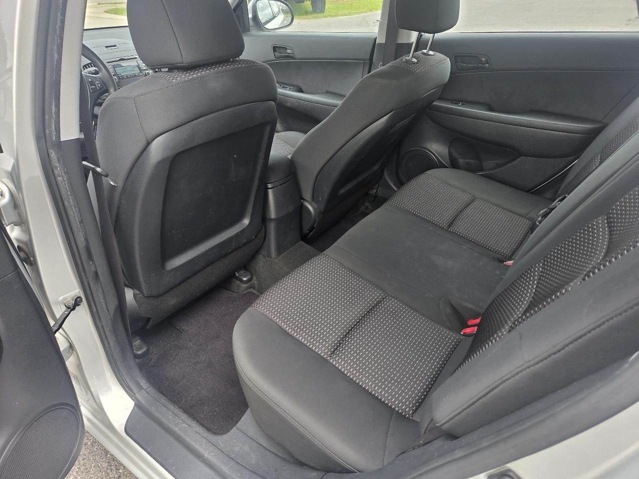 Hyundai Elantra Touring 4dr Wgn Auto GLS 2012