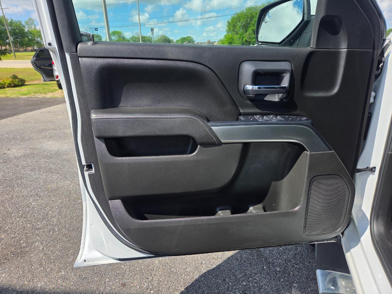 Chevrolet Silverado 1500 2WD Crew Cab 143.5" LT w/1LT 2018