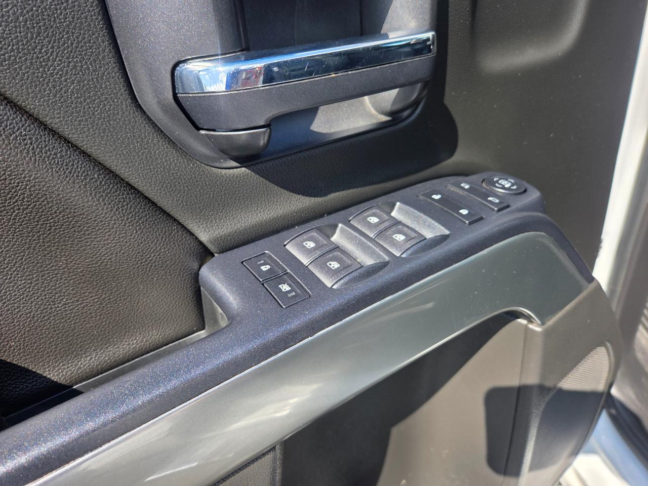 Chevrolet Silverado 1500 2WD Crew Cab 143.5" LT w/1LT 2018