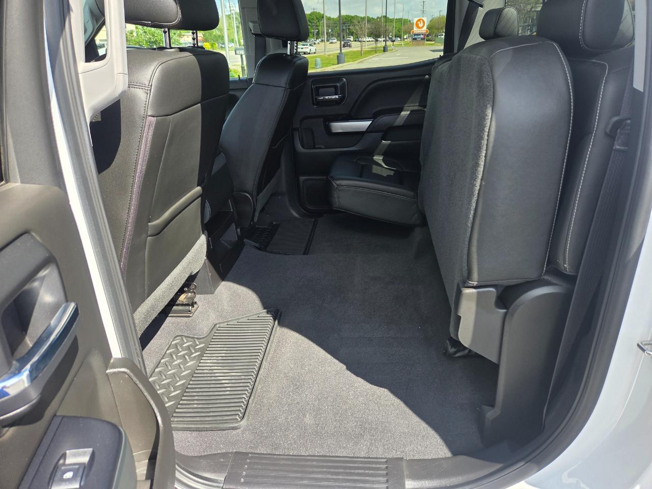 Chevrolet Silverado 1500 2WD Crew Cab 143.5" LT w/1LT 2018