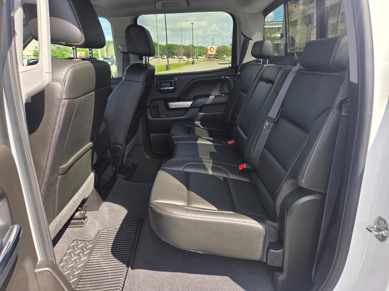 Chevrolet Silverado 1500 2WD Crew Cab 143.5" LT w/1LT 2018