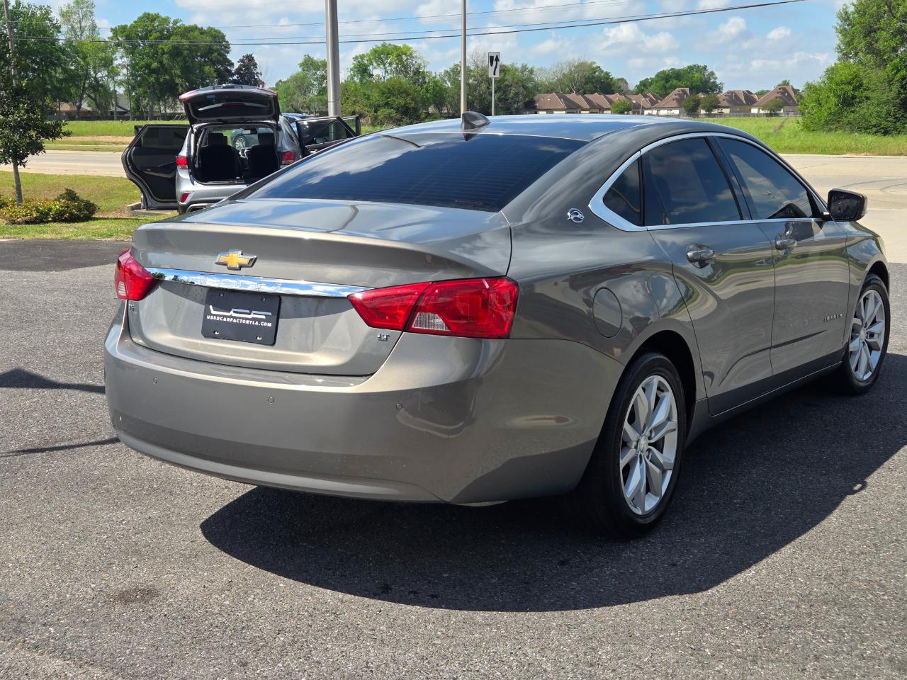 Chevrolet Impala 4dr Sdn LT w/1LT 2017
