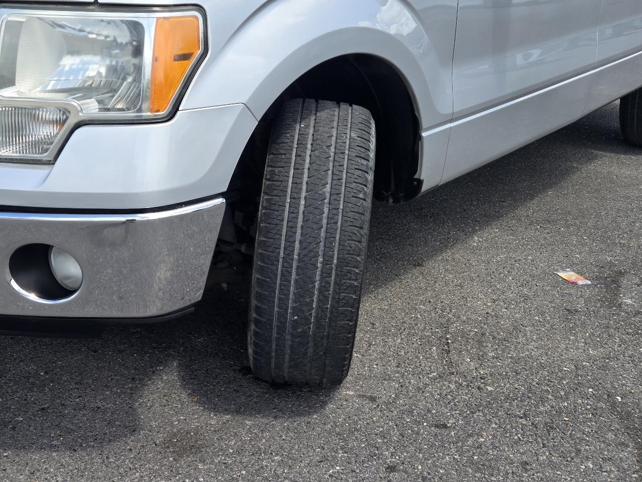 Ford F-150 2WD SuperCrew 145" XLT 2014