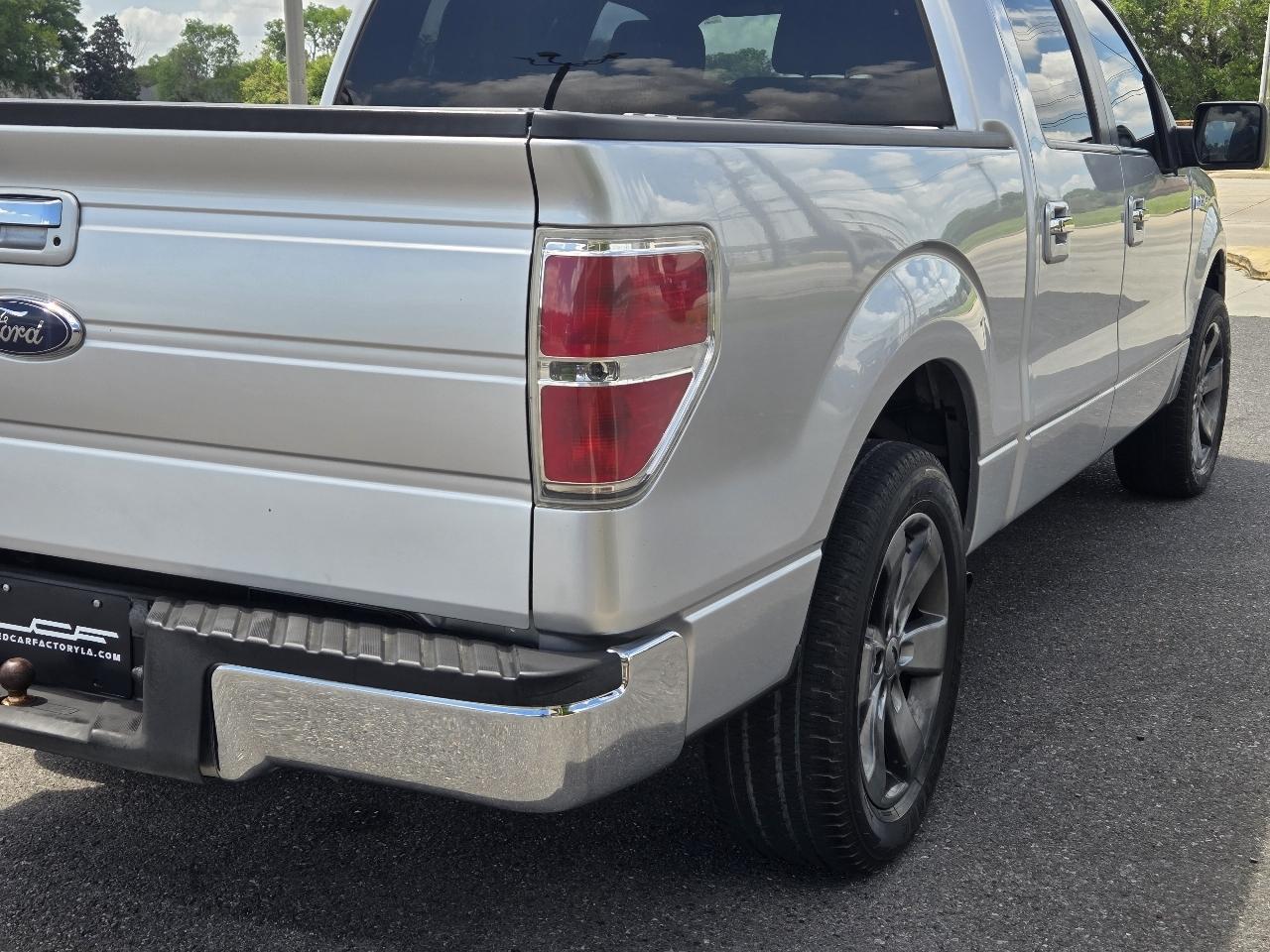 Ford F-150 2WD SuperCrew 145" XLT 2014