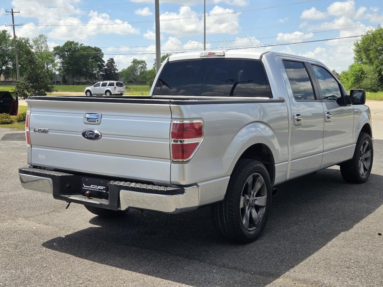 Ford F-150 2WD SuperCrew 145" XLT 2014