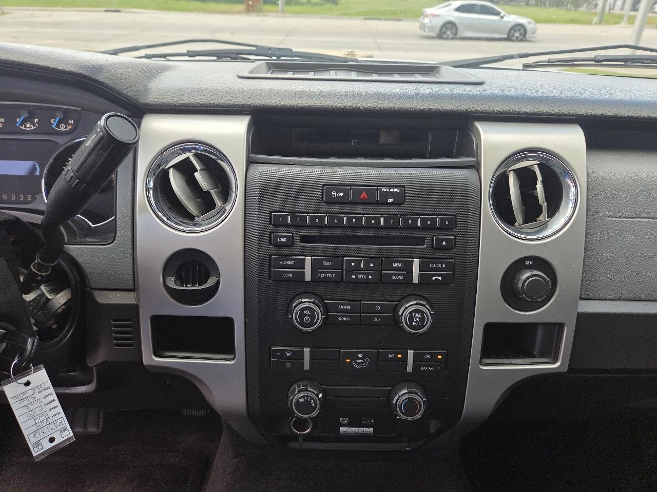 Ford F-150 2WD SuperCrew 145" XLT 2014