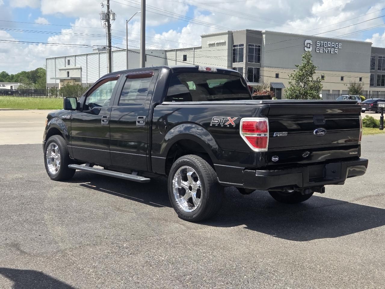 Ford F-150 2WD SuperCrew 145" XLT 2014