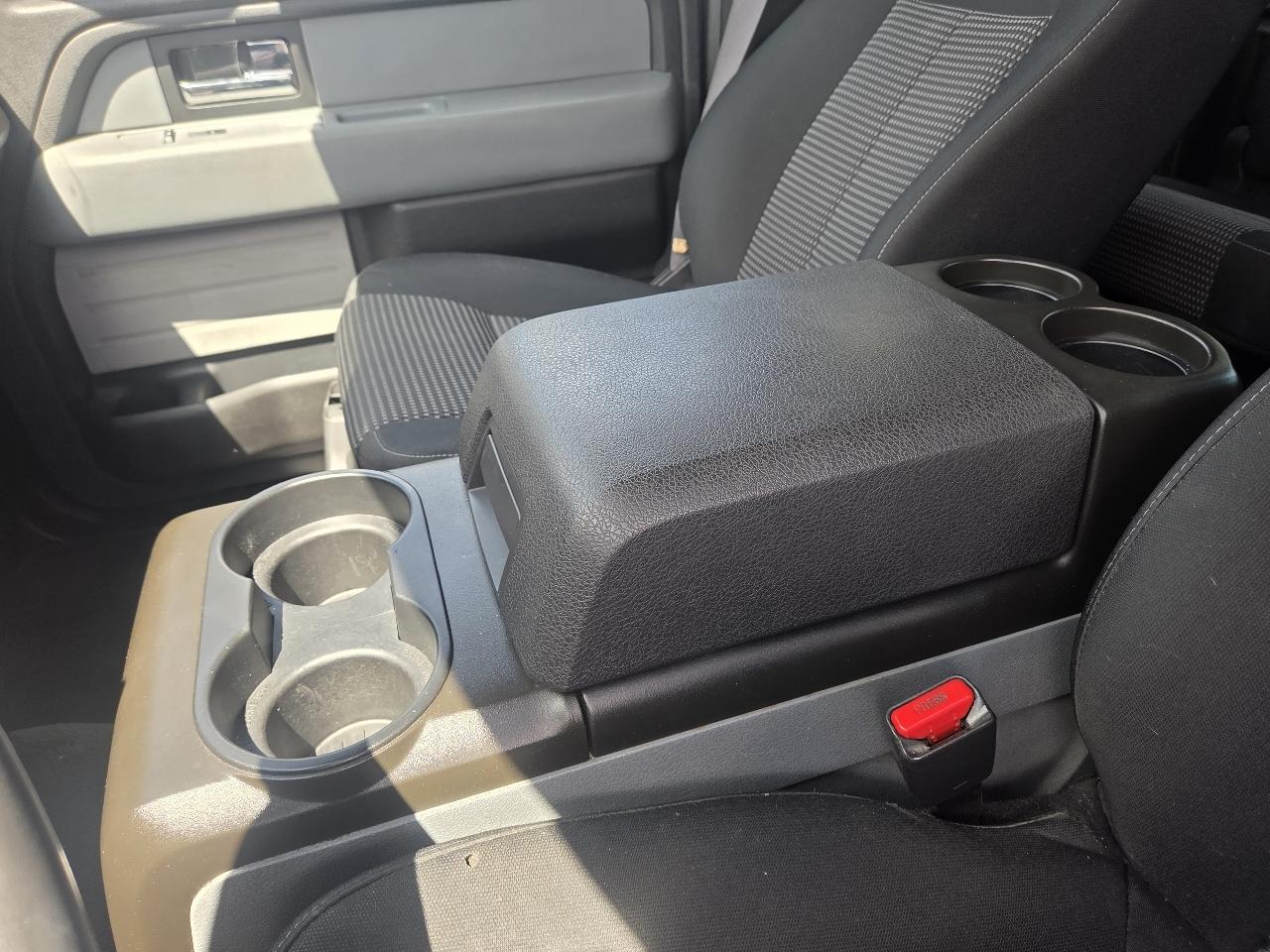 Ford F-150 2WD SuperCrew 145" XLT 2014