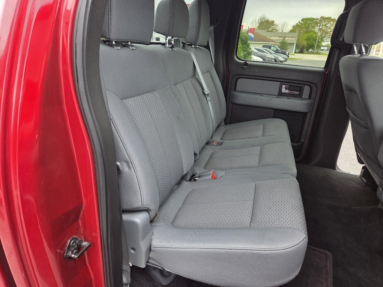 Ford F-150 2WD SuperCrew 139" XLT 2012