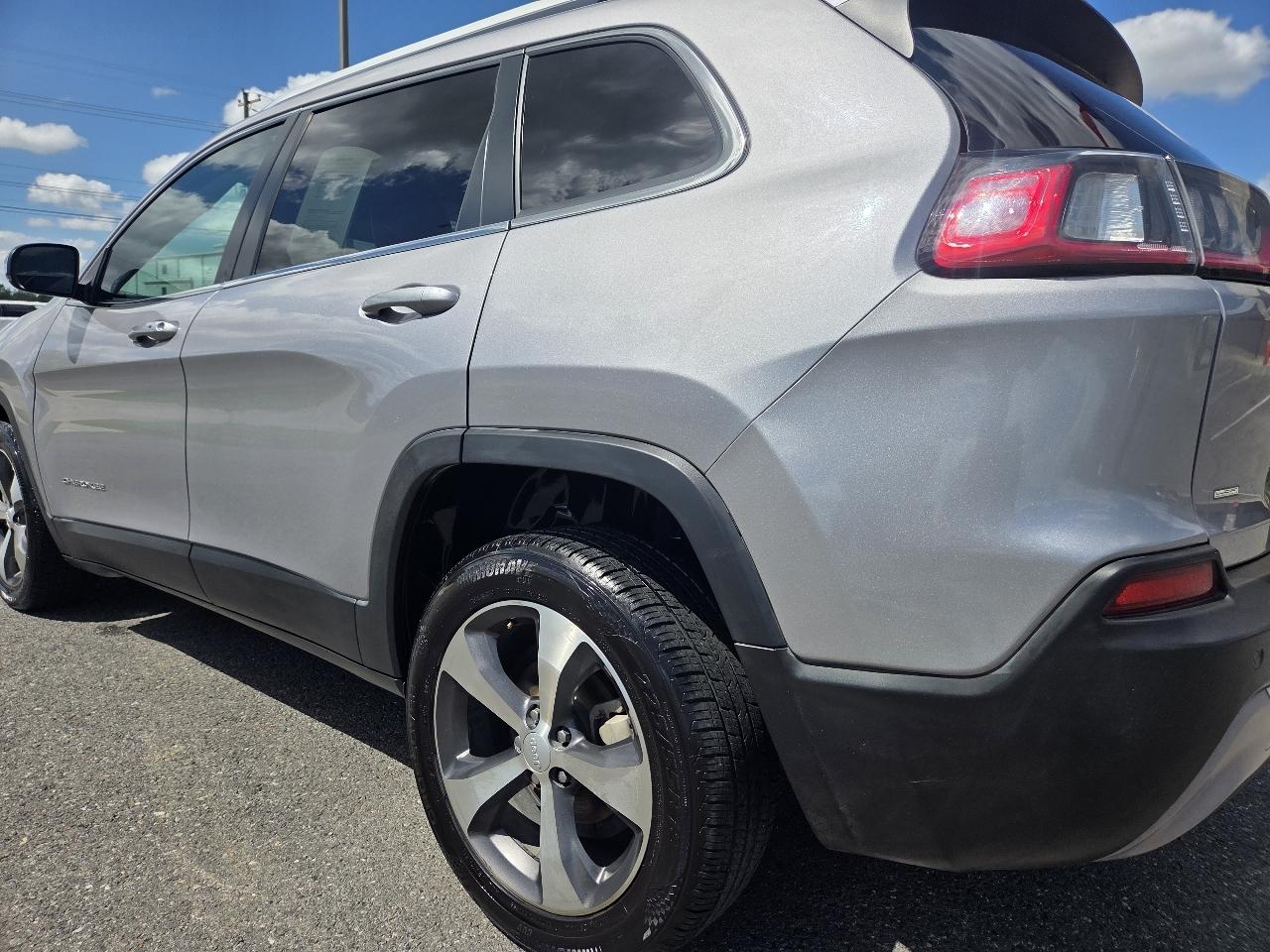 Jeep Cherokee Limited FWD 2020