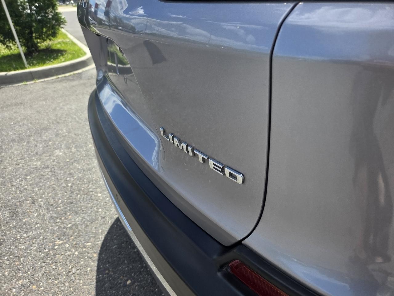 Jeep Cherokee Limited FWD 2020